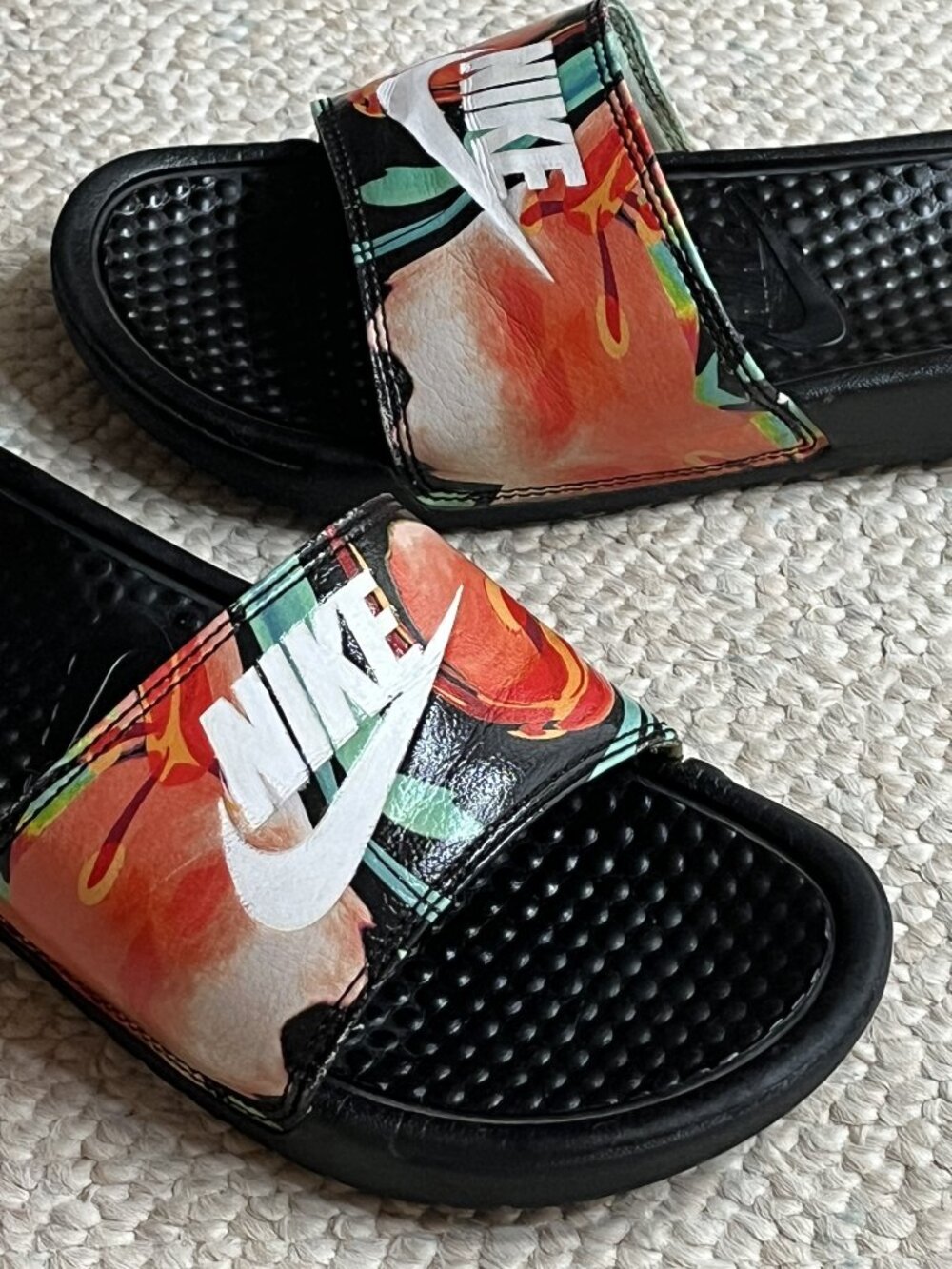 Nike Benassi JDI Black Floral Women's Size 6 Slides Sandals Shoes